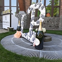 Champagne Laurent-Perrier на фестивале Water Summer Activities в Яхт клубе Маячок